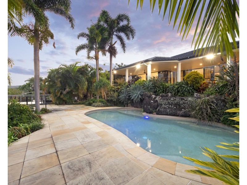 28 Kawana Crescent, Ashmore QLD 4214