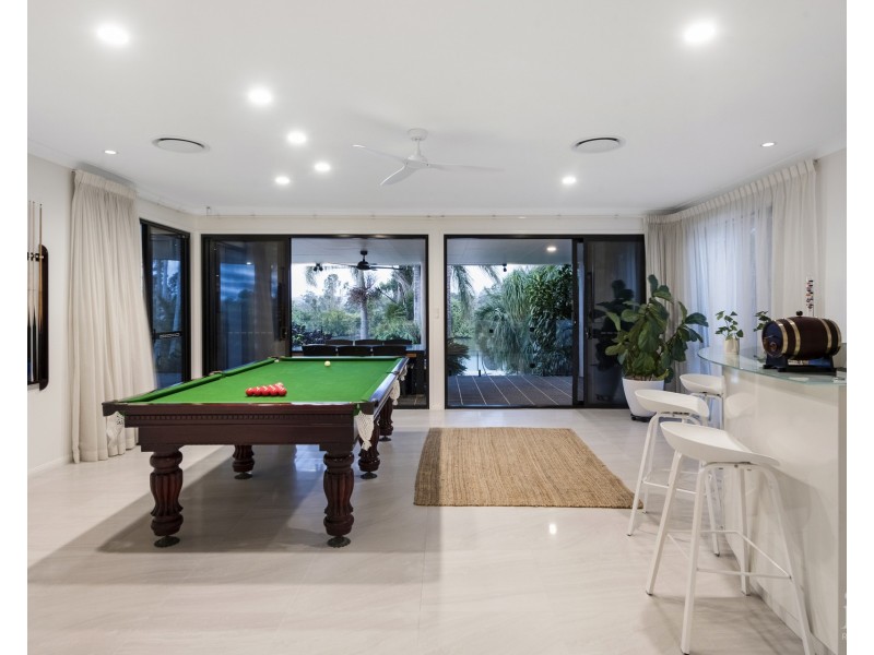 28 Kawana Crescent, Ashmore QLD 4214