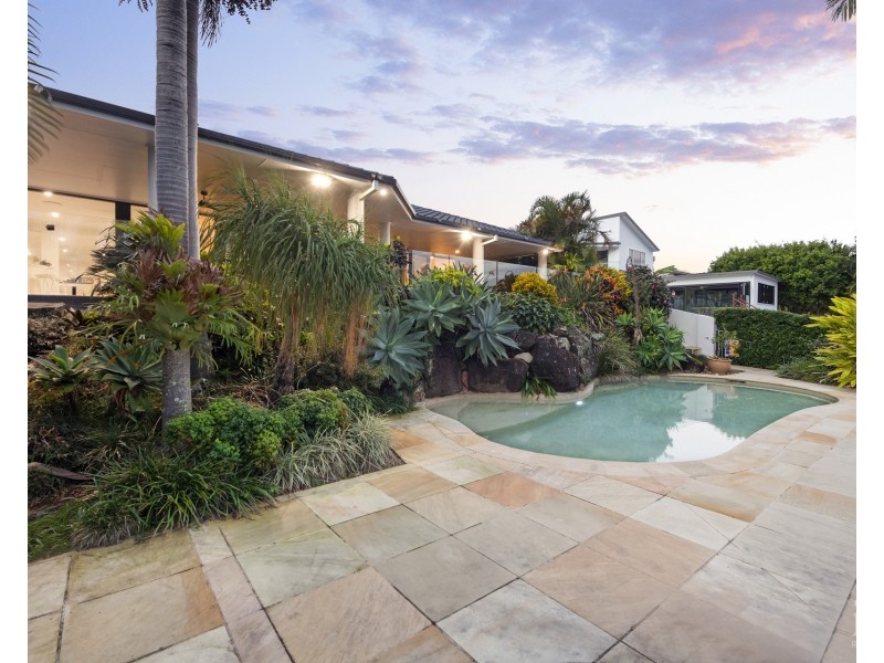 28 Kawana Crescent, Ashmore QLD 4214