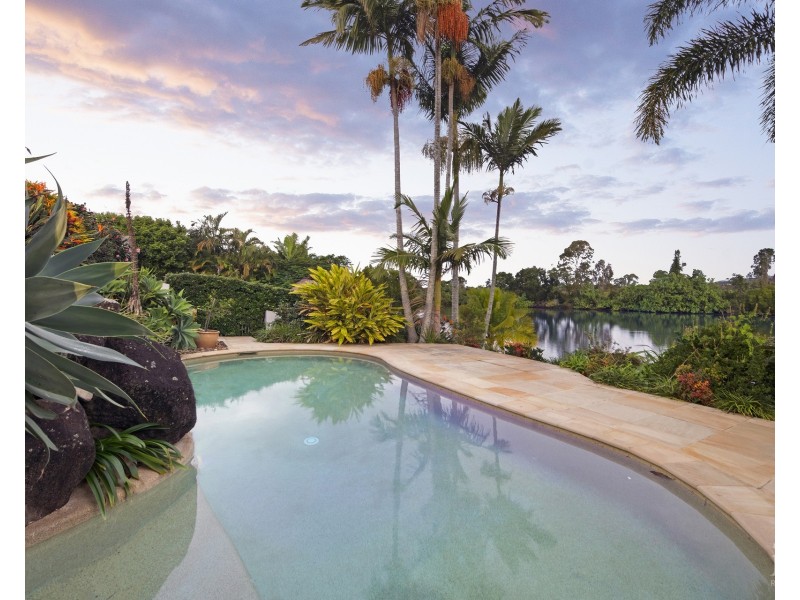 28 Kawana Crescent, Ashmore QLD 4214