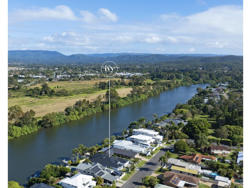 28 Kawana Crescent, Ashmore QLD 4214