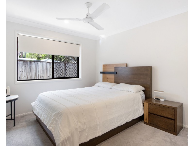 1&2/24 Bruce Avenue, Paradise Point QLD 4216