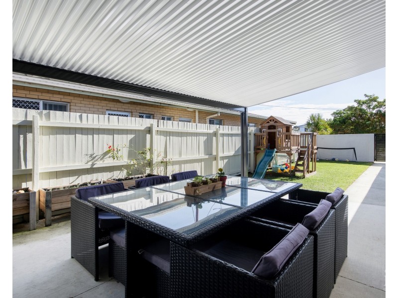 1&2/24 Bruce Avenue, Paradise Point QLD 4216