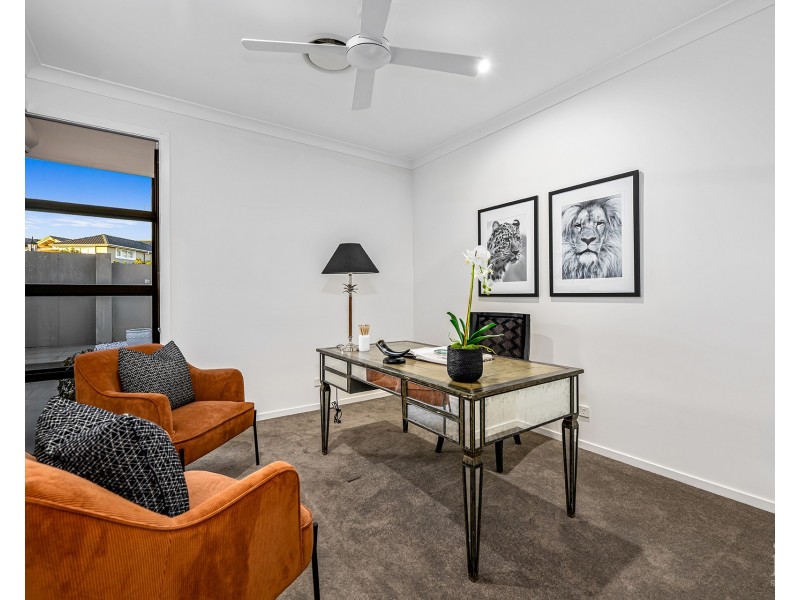 41 The Peninsula, Sovereign Islands QLD 4216