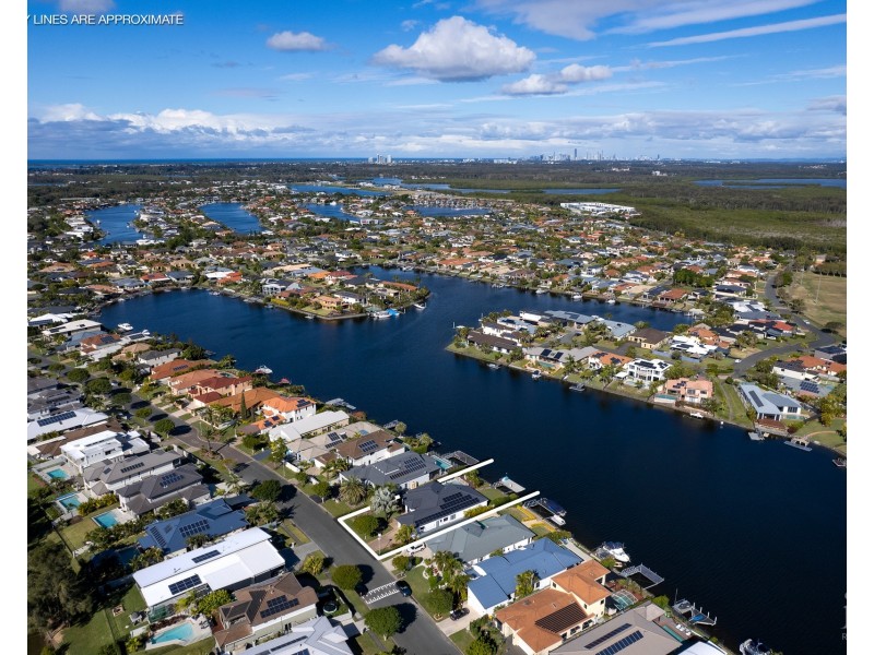 44 The Peninsula, Helensvale QLD 4212