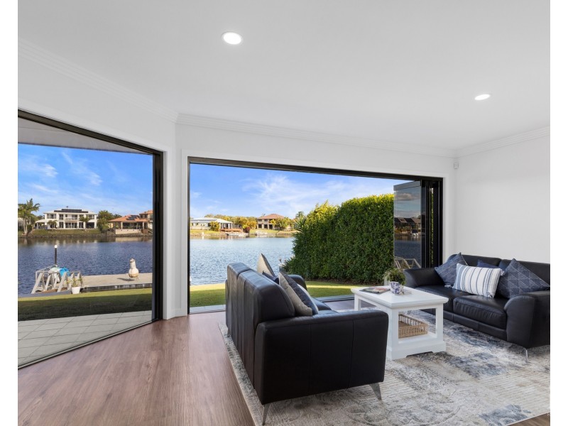 44 The Peninsula, Helensvale QLD 4212