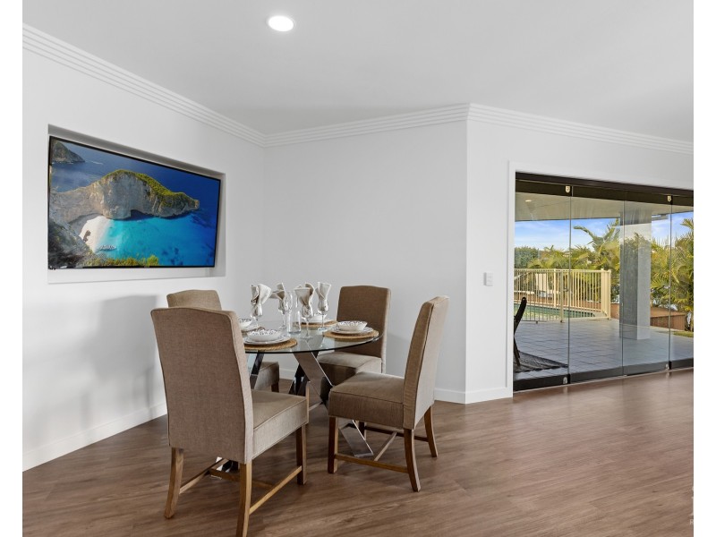 44 The Peninsula, Helensvale QLD 4212