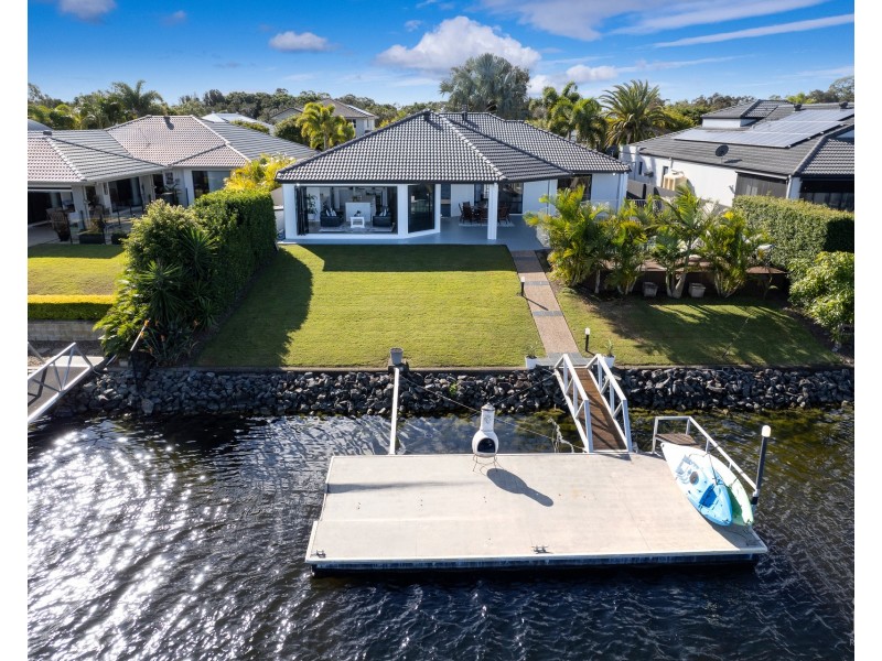 44 The Peninsula, Helensvale QLD 4212