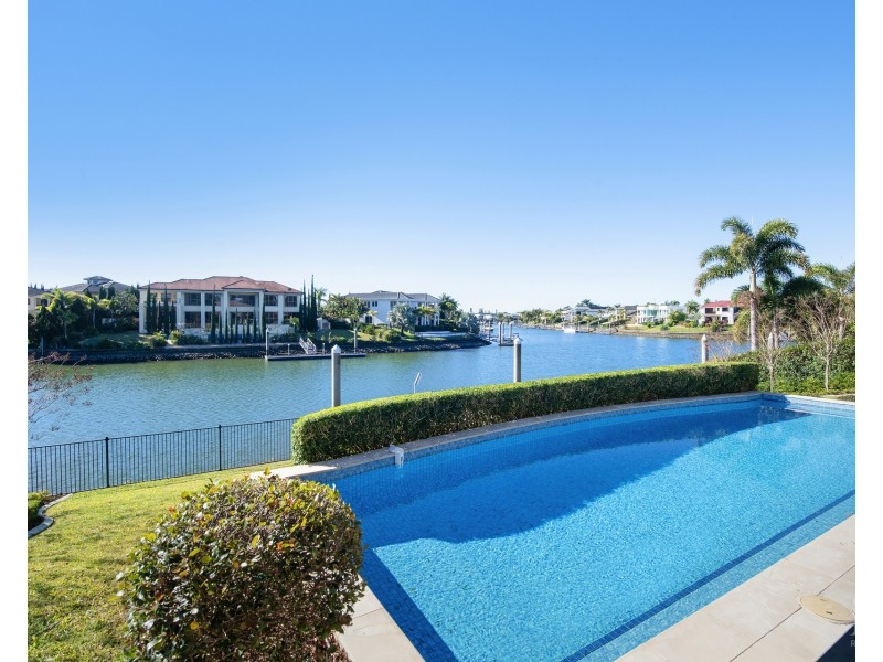 3112 Riverleigh Drive, Hope Island QLD 4212