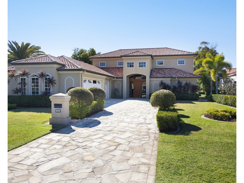 3112 Riverleigh Drive, Hope Island QLD 4212