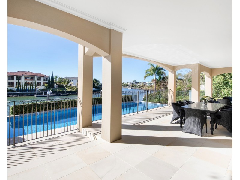 3112 Riverleigh Drive, Hope Island QLD 4212