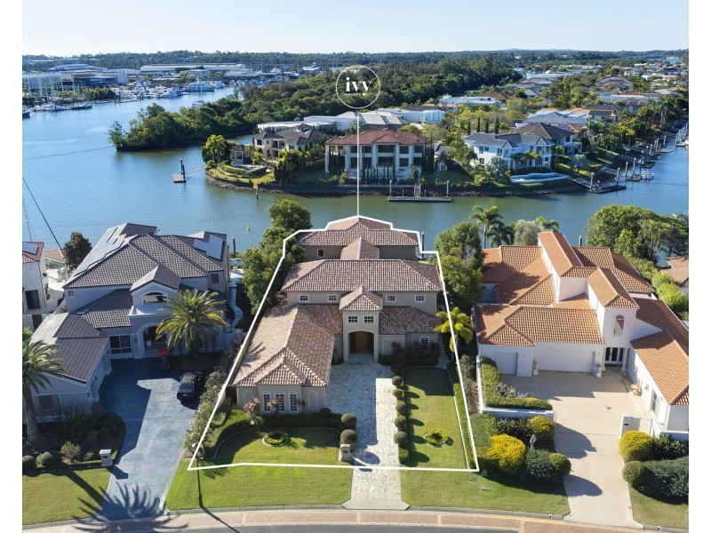 3112 Riverleigh Drive, Hope Island QLD 4212