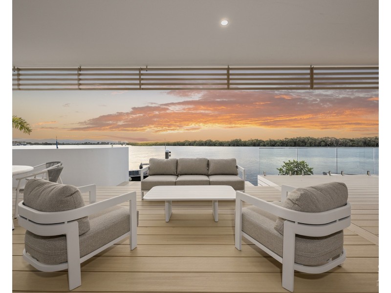 1/4 Paradise Parade, Paradise Point QLD 4216