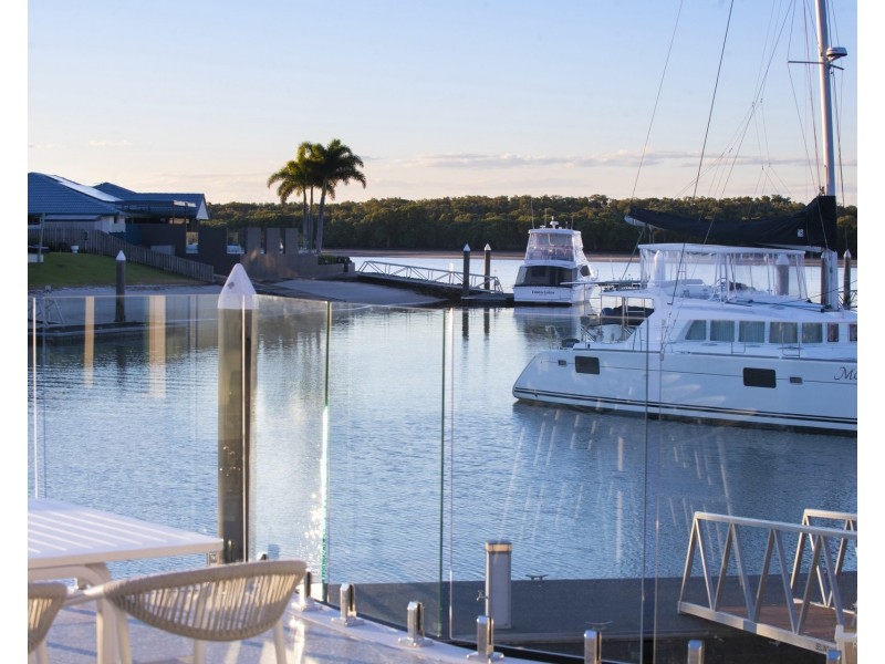 21 Dobell Avenue, Paradise Point QLD 4216