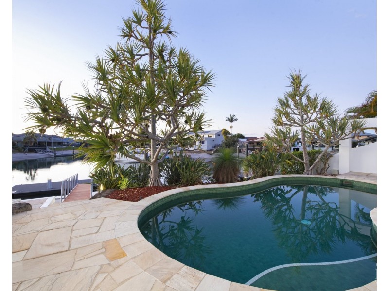 21 Dobell Avenue, Paradise Point QLD 4216