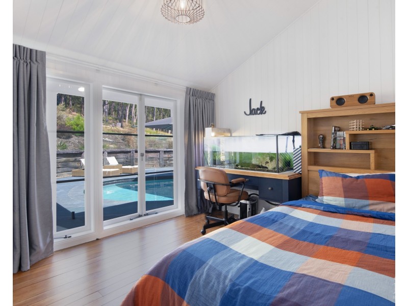 76 Holyrood Road, Maudsland QLD 4210