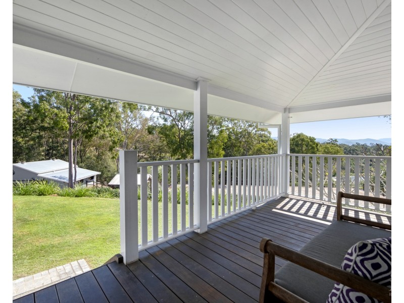 76 Holyrood Road, Maudsland QLD 4210