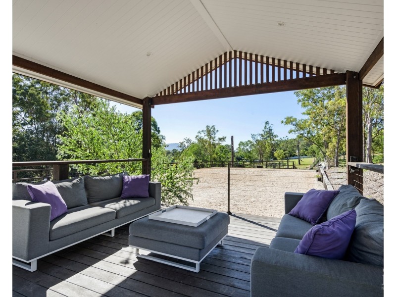 76 Holyrood Road, Maudsland QLD 4210