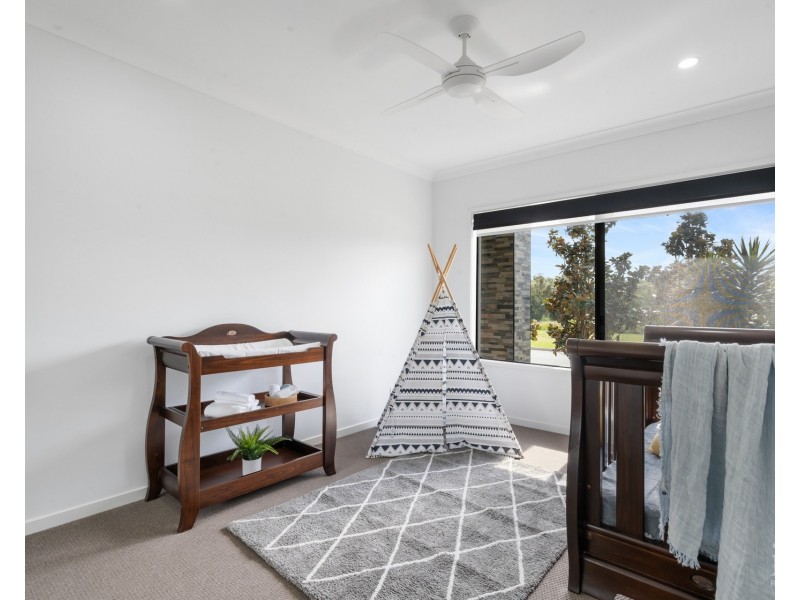 37 Amazon Circuit, Helensvale QLD 4212