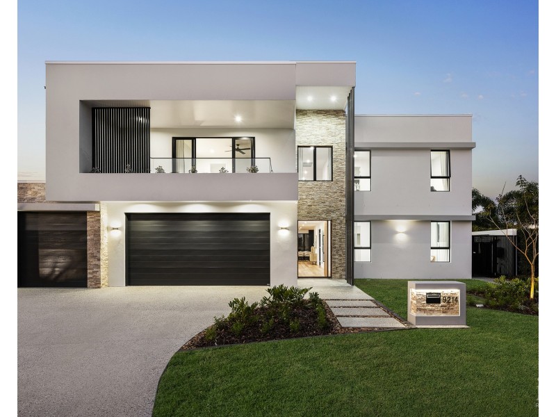 9214 Peter Senior Drive, Hope Island QLD 4212