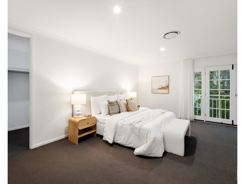 57 Lake Serenity Boulevard, Helensvale QLD 4212