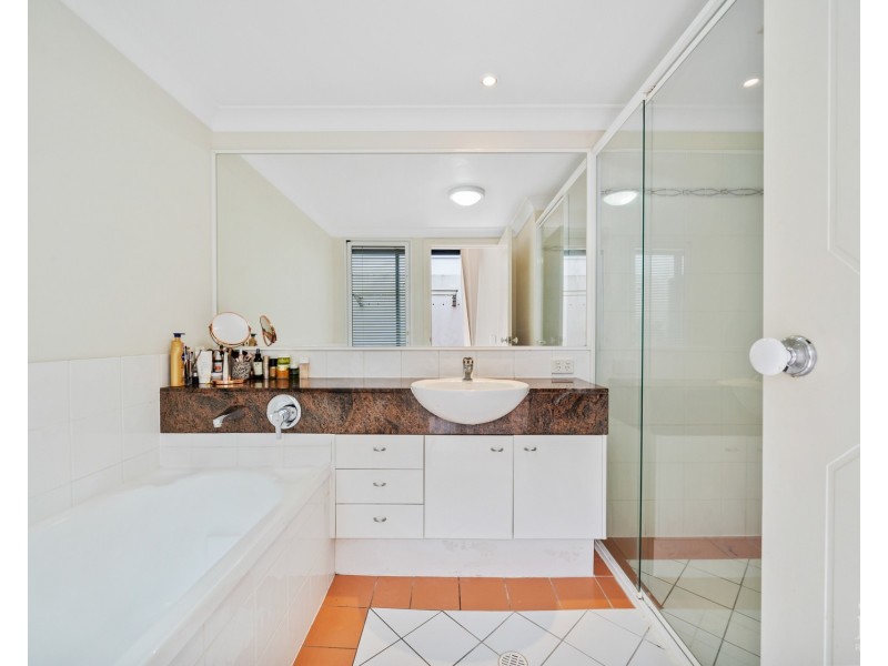 17/20 Masthead Drive, Raby Bay QLD 4163