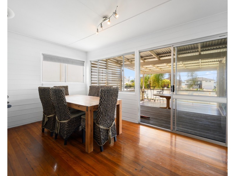 13 Canal Avenue, Runaway Bay QLD 4216