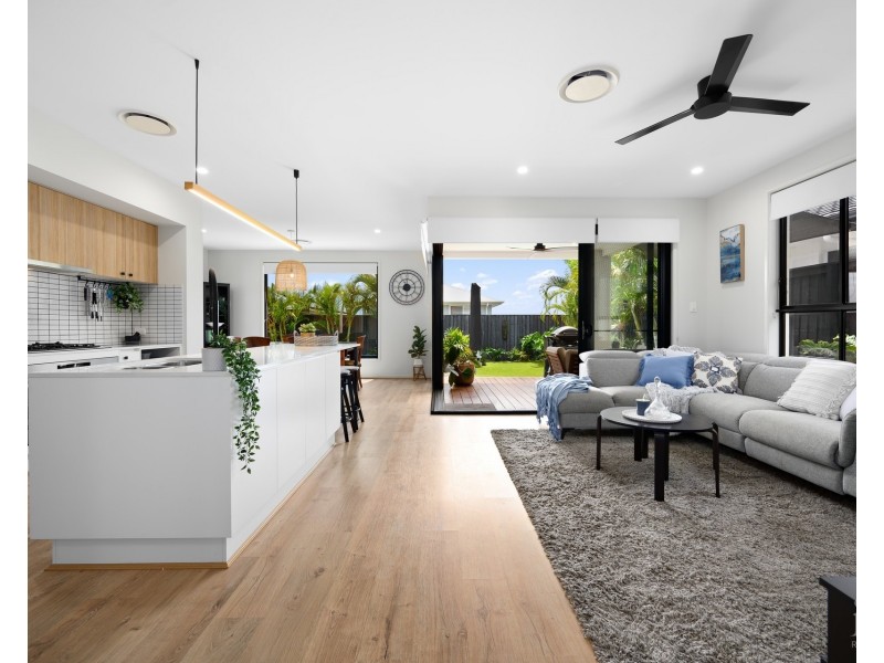 18  Riverland Road, Coomera QLD 4209