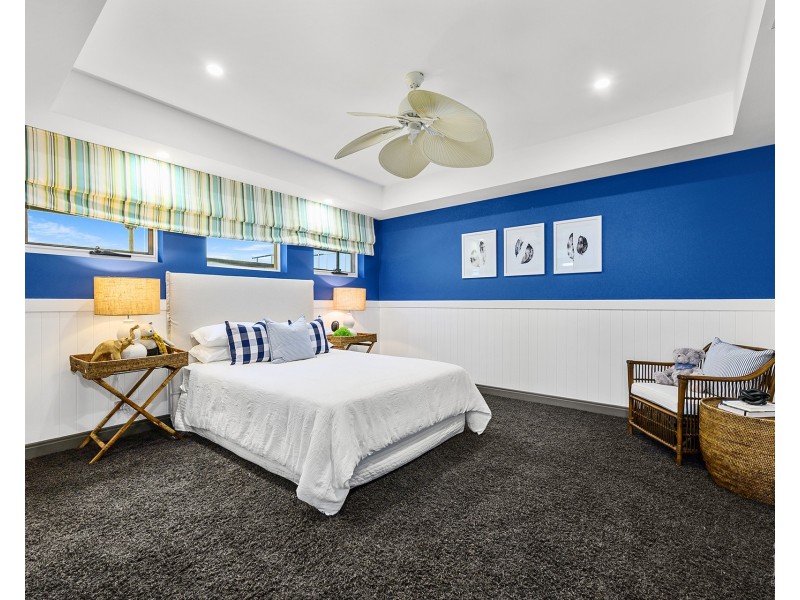 3  Parklane Terrace, Sovereign Islands QLD 4216