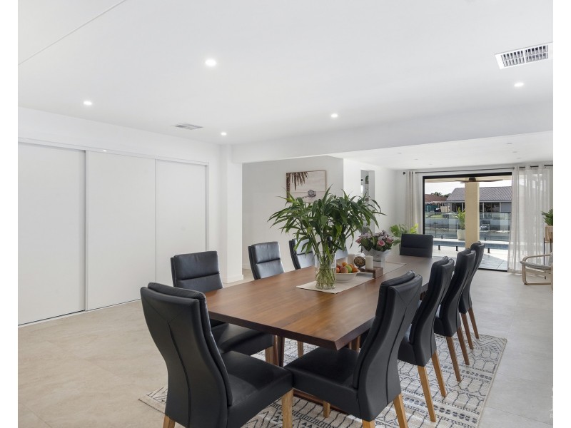26 Magellan Avenue, Hollywell QLD 4216