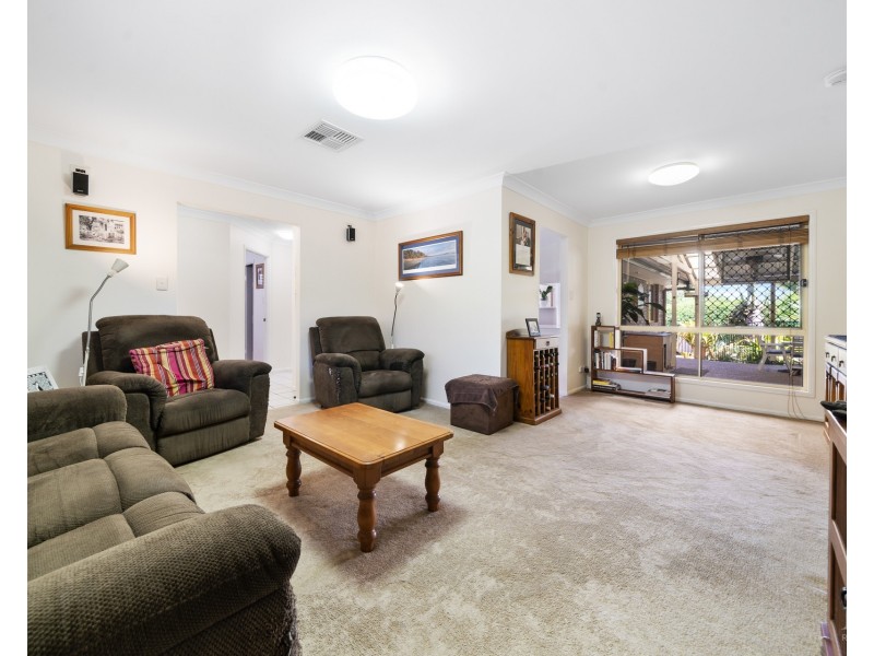 5 Peace Court, Mount Warren Park QLD 4207