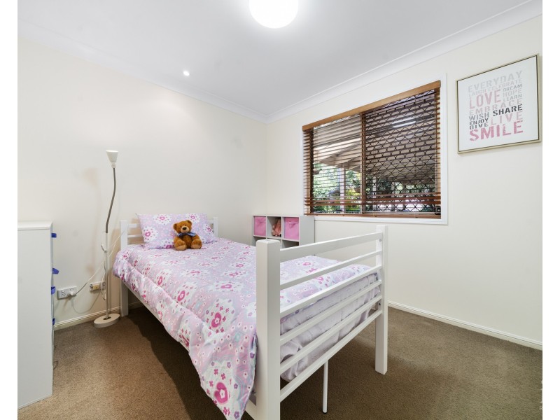 5 Peace Court, Mount Warren Park QLD 4207