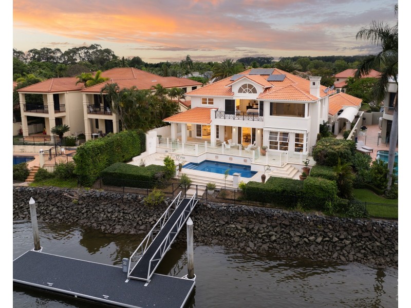 1011 Rosebank Way, Hope Island QLD 4212