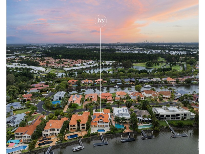 1011 Rosebank Way, Hope Island QLD 4212