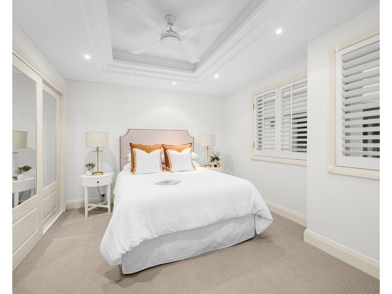 1011 Rosebank Way, Hope Island QLD 4212