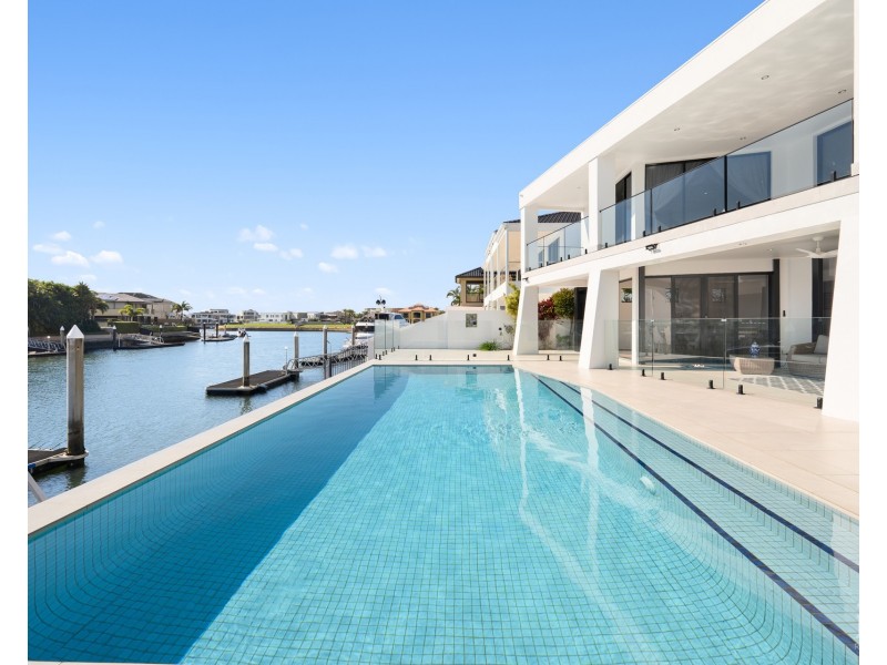 79 The Sovereign Mile, Sovereign Islands QLD 4216