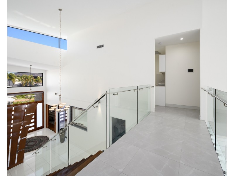 79 The Sovereign Mile, Sovereign Islands QLD 4216