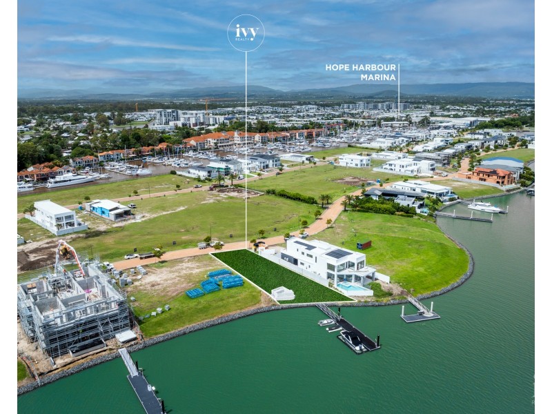8867 The Point Circuit, Sanctuary Cove QLD 4212