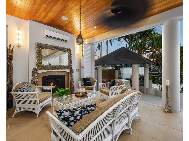 21-23 The Peninsula, Sovereign Islands QLD 4216