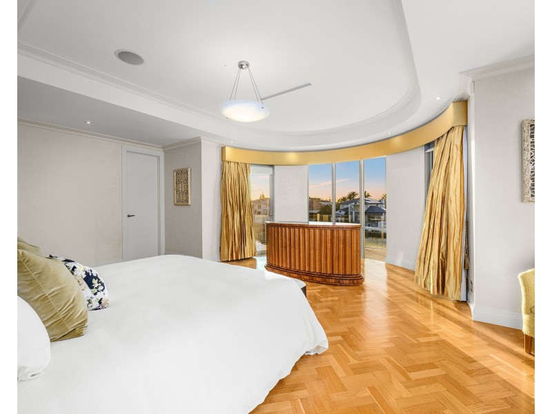 21-23 The Peninsula, Sovereign Islands QLD 4216