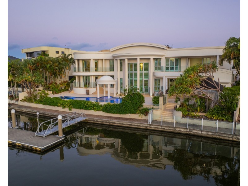 21-23 The Peninsula, Sovereign Islands QLD 4216