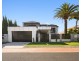 34 The Peninsula, Sovereign Islands QLD 4216