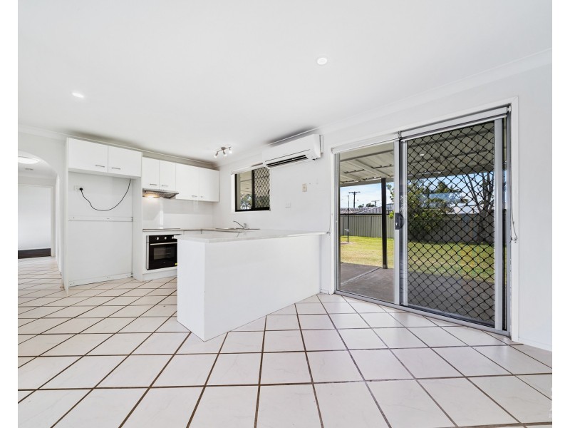 41 Robert Stanley Drive, Mount Warren Park QLD 4207