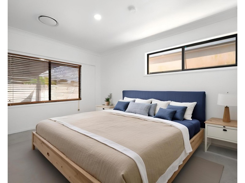 30 Saltbreeze Court, Runaway Bay QLD 4216