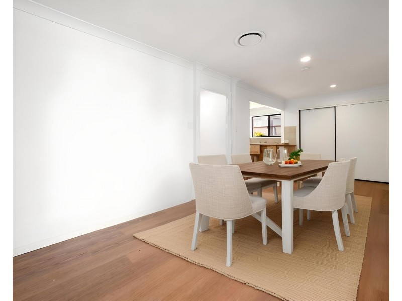 30 Saltbreeze Court, Runaway Bay QLD 4216