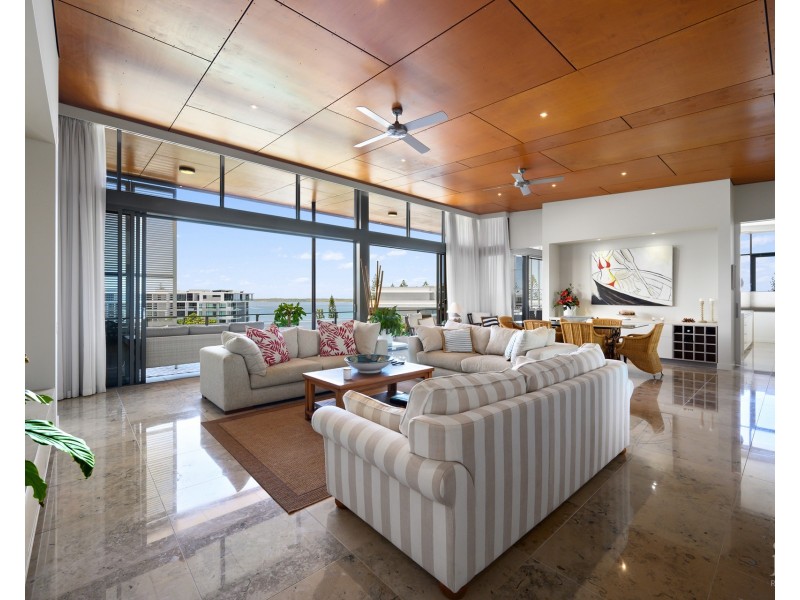 3601/323 Bayview Street, Hollywell QLD 4216