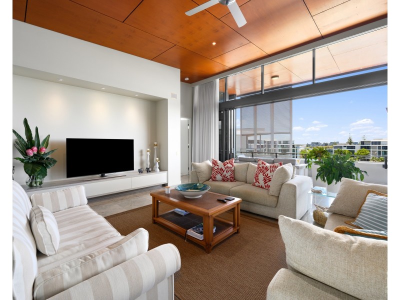 3601/323 Bayview Street, Hollywell QLD 4216