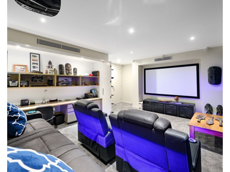 3601/323 Bayview Street, Hollywell QLD 4216