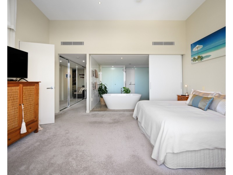 3601/323 Bayview Street, Hollywell QLD 4216