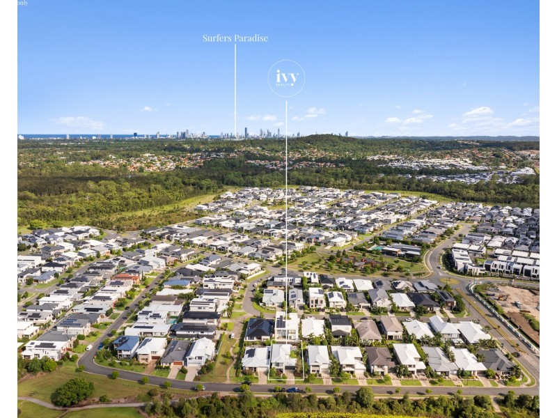 15 Cyan Street, Helensvale QLD 4212